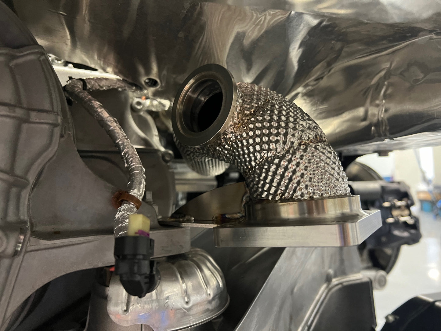 Huron Speed C8 Corvette Twin Turbo Kit - A2W Premium Bundle