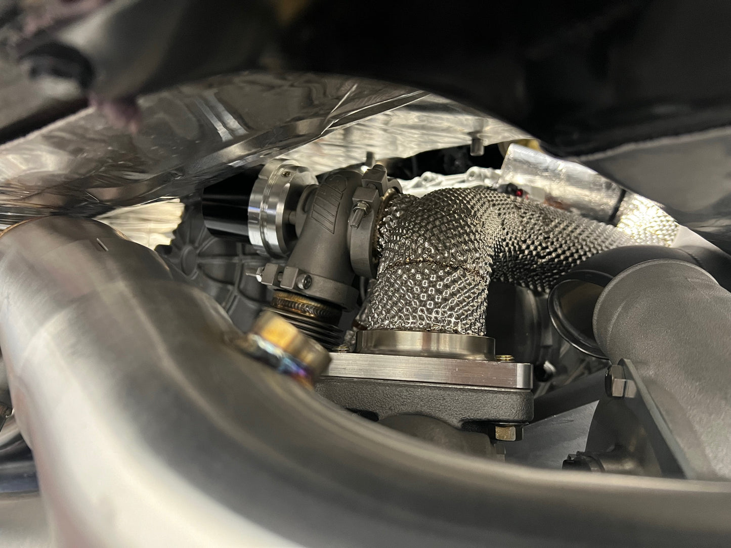 Huron Speed C8 Corvette Twin Turbo Kit - A2W Premium Bundle