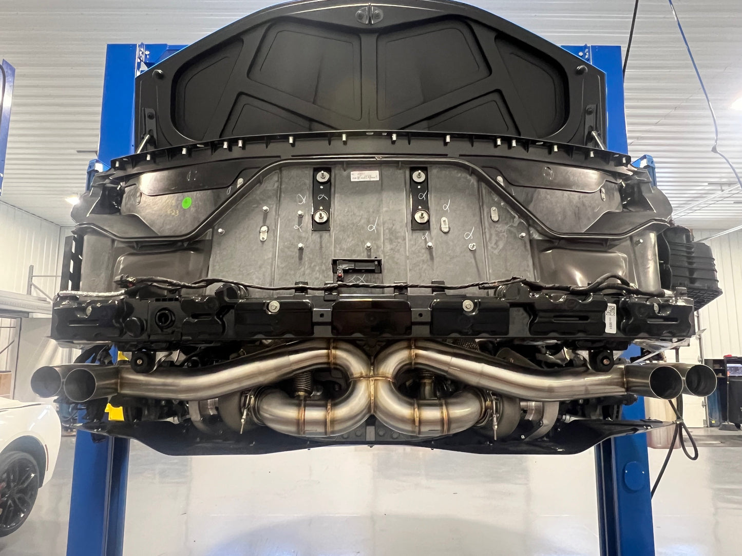 Huron Speed C8 Corvette Twin Turbo Kit - A2W Basic Bundle