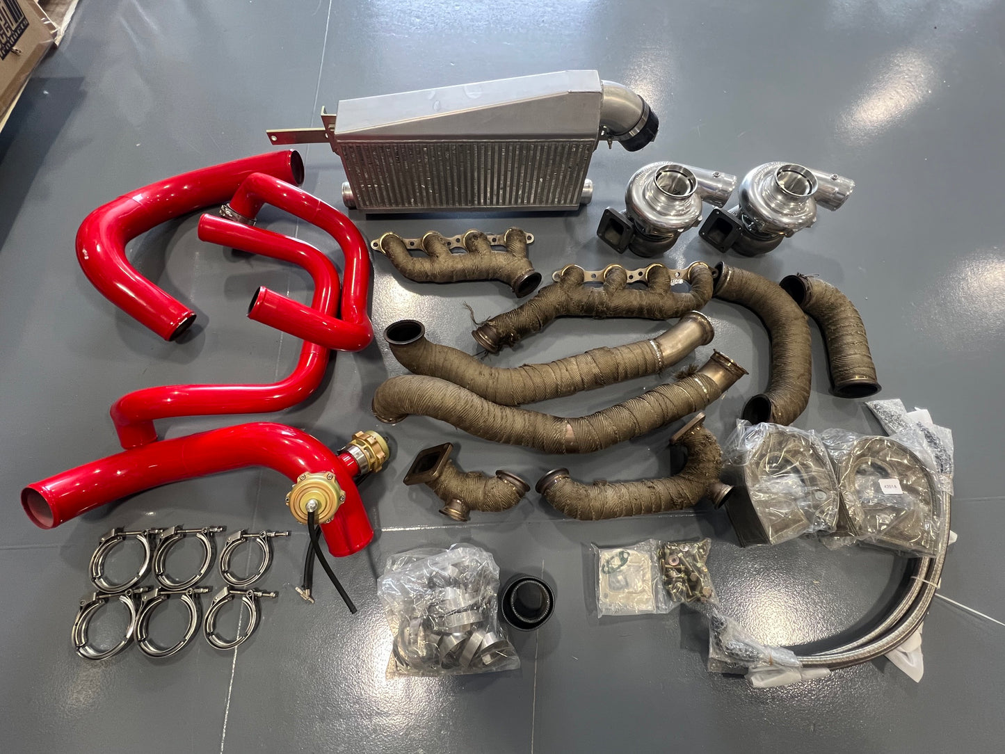 Clearance - Used F-body V3 Twin kit w/ Comp 6871s